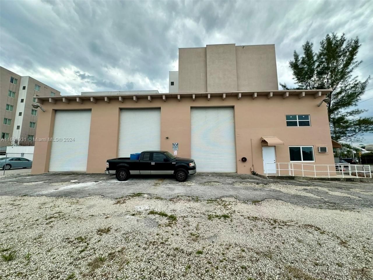 2599 NW 37th Ave, Miami, FL 33142 Photo