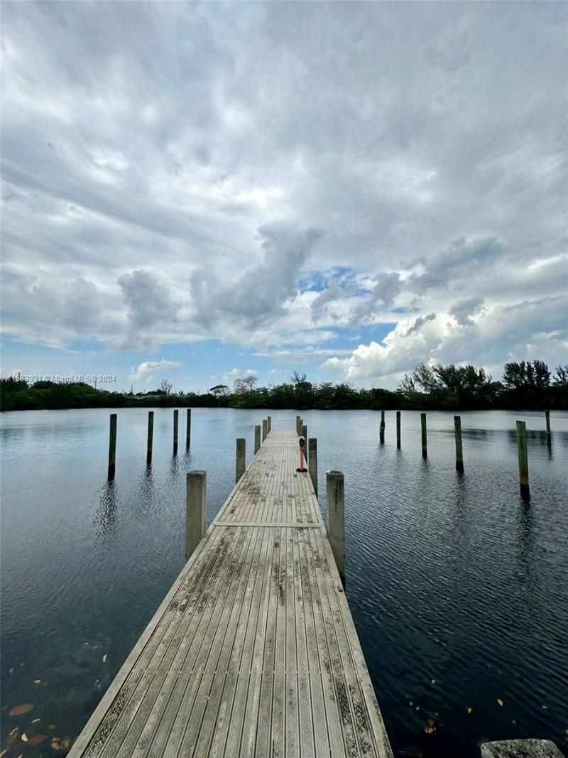 2599 NW 37th Ave, Miami, FL 33142 Photo