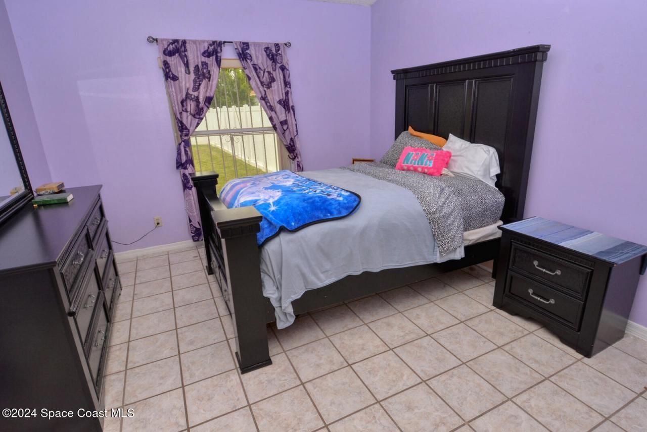 1012 SW Idol Avenue, Port Saint Lucie, FL 34953 Photo