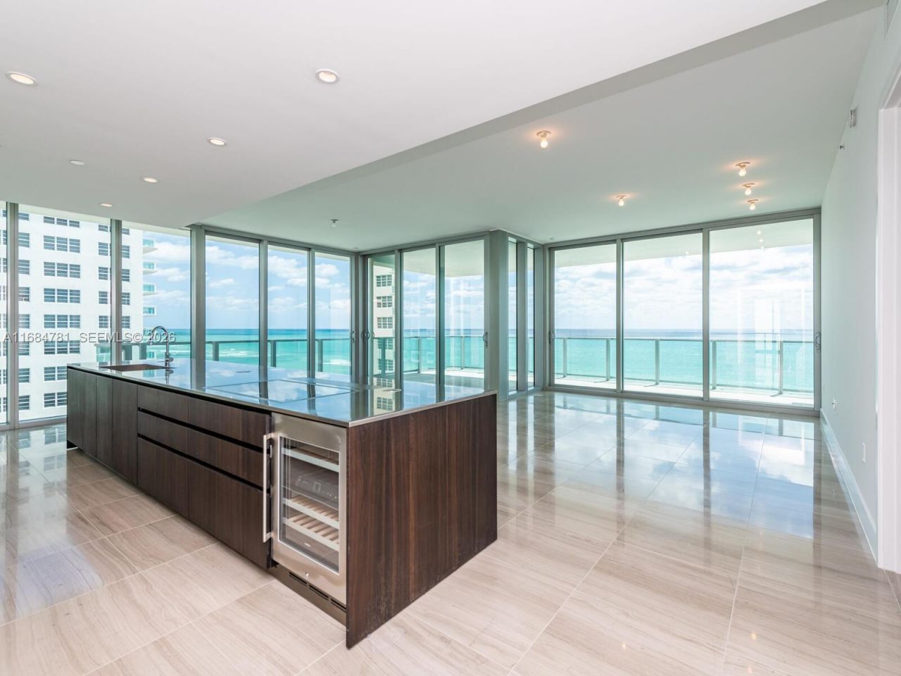 6901 Collins Ave, Unit 701, Miami Beach, FL 33141 Photo