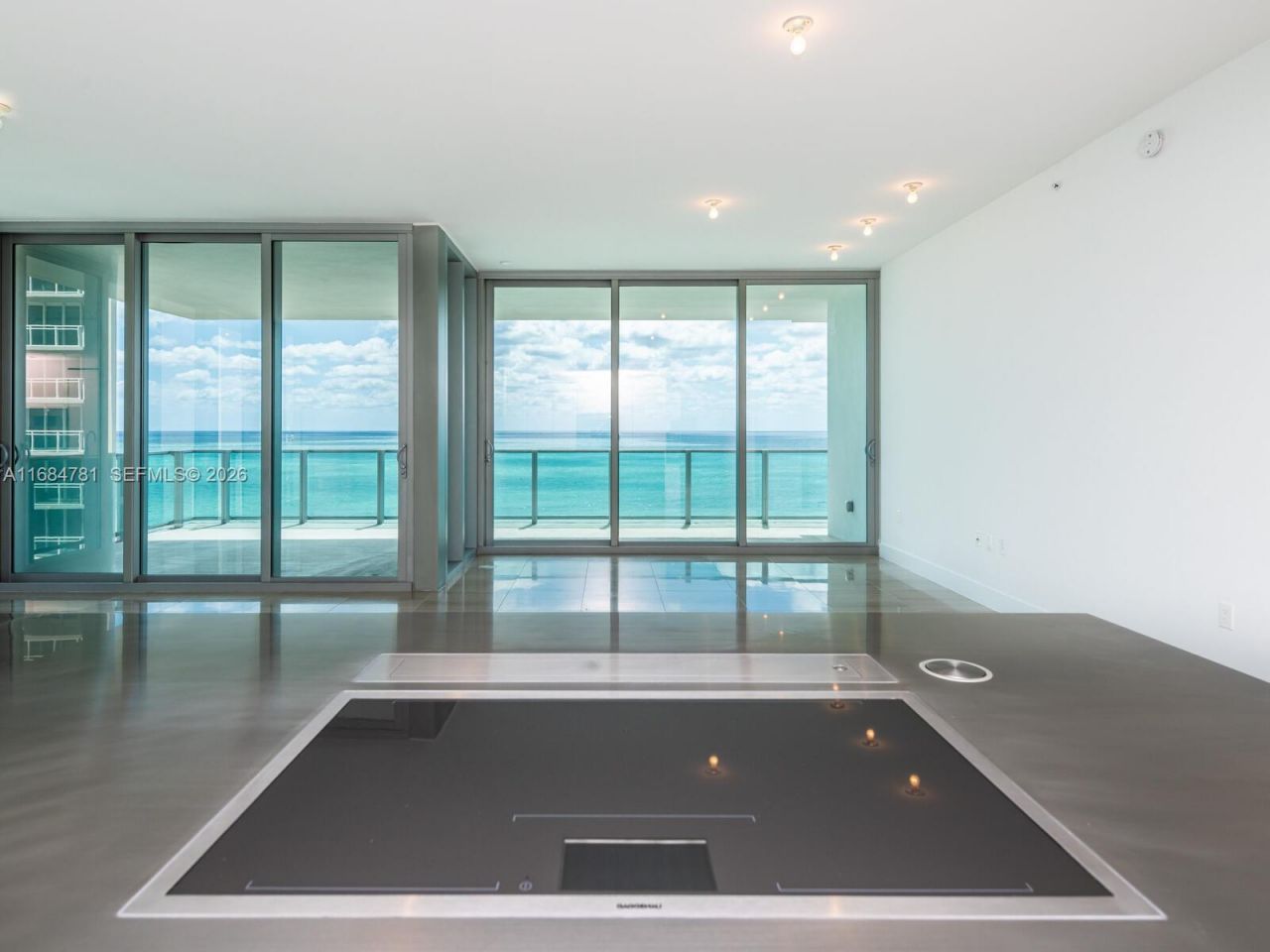 6901 Collins Ave, Unit 701, Miami Beach, FL 33141 Photo