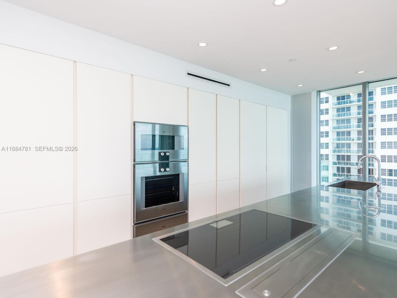 6901 Collins Ave, Unit 701, Miami Beach, FL 33141 Photo