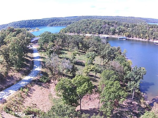 000 Ledge Rock Lane, Unit lot 8, Omaha, AR 72662