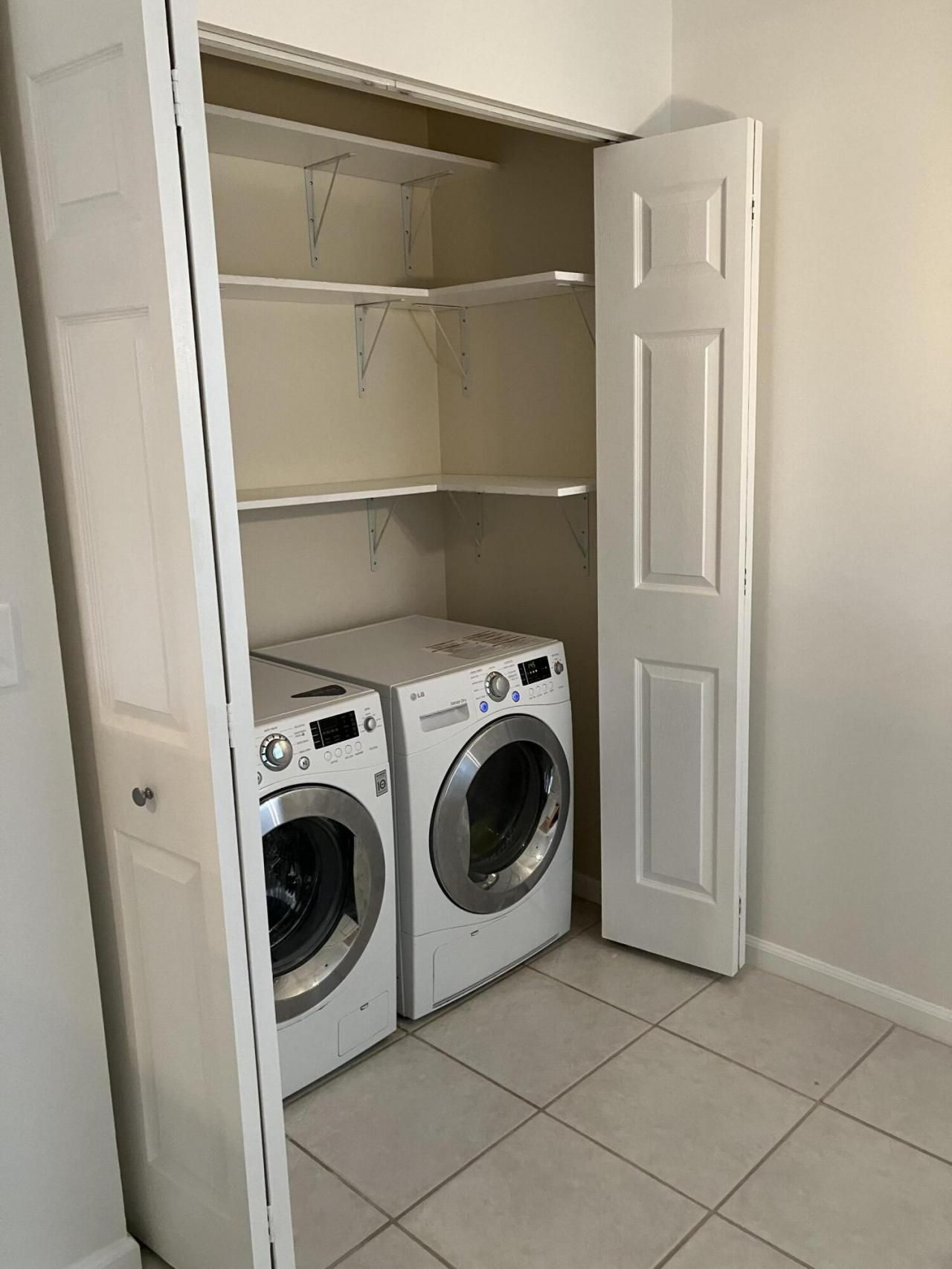 133 Bay Colony Drive N, Juno Beach, FL 33408 Photo