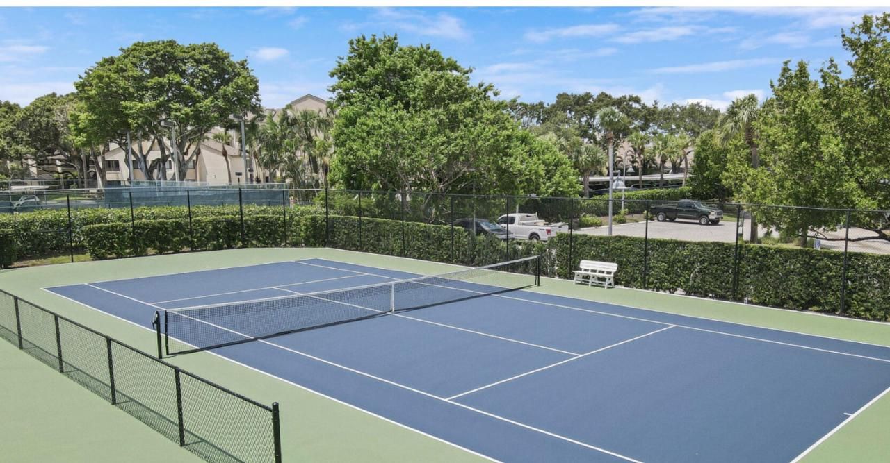 133 Bay Colony Drive N, Juno Beach, FL 33408 Photo