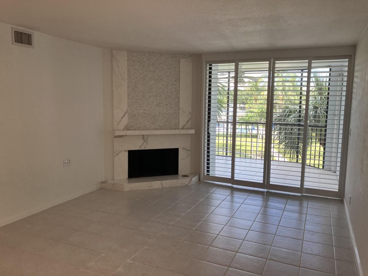 133 Bay Colony Drive N, Juno Beach, FL 33408 Photo