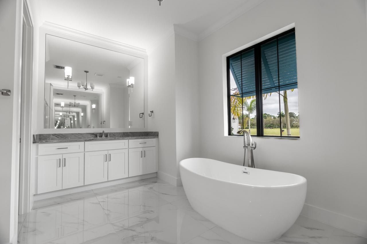 138 SE Via Lago Garda, Port Saint Lucie, FL 34952 Photo