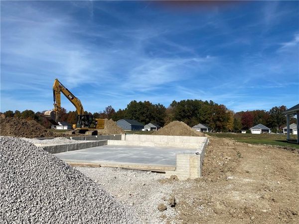 1167 Fox Run, Grafton, OH 44044