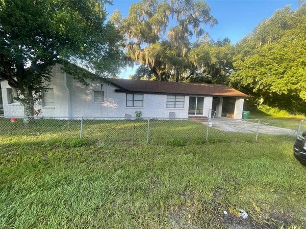 401 MARTIN LUTHER KING JR AVENUE, WILDWOOD, FL 34785