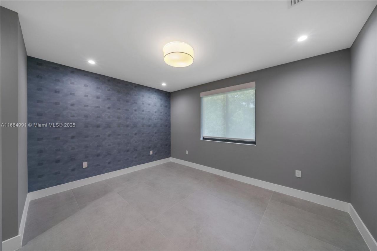 6695 SW 112th St, Pinecrest, FL 33156 Photo