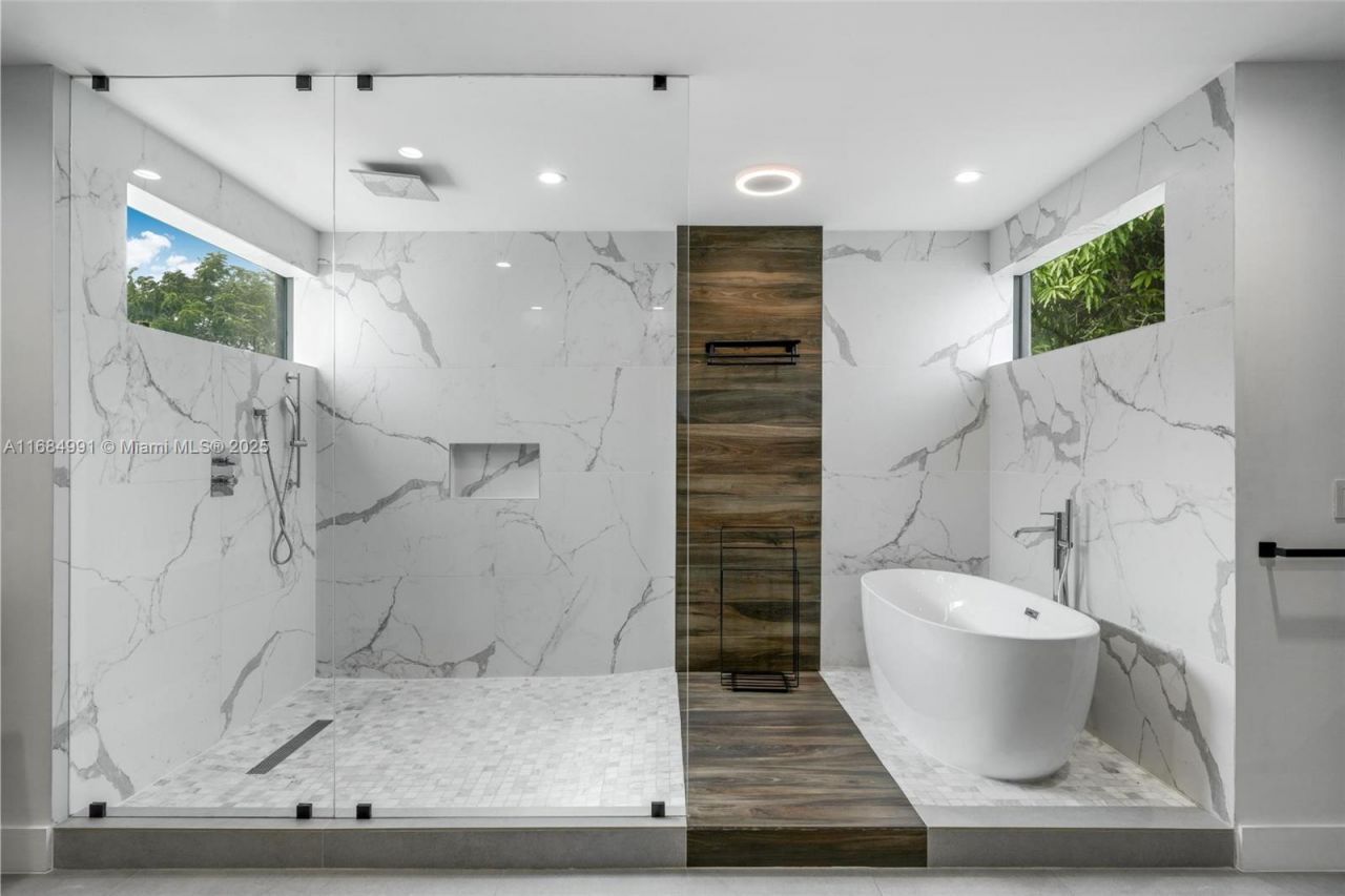 6695 SW 112th St, Pinecrest, FL 33156 Photo