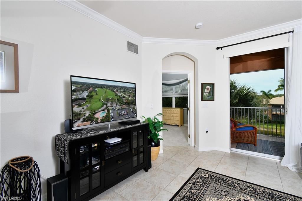 9621 Spanish Moss Way, Unit 3833, Bonita Springs, FL 34135 Photo
