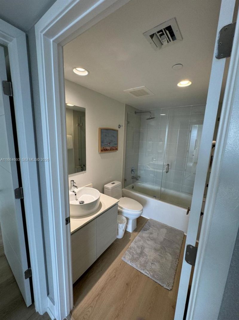2600 E Hallandale Beach Blvd, Unit T2701, Hallandale Beach, FL 33009 Photo