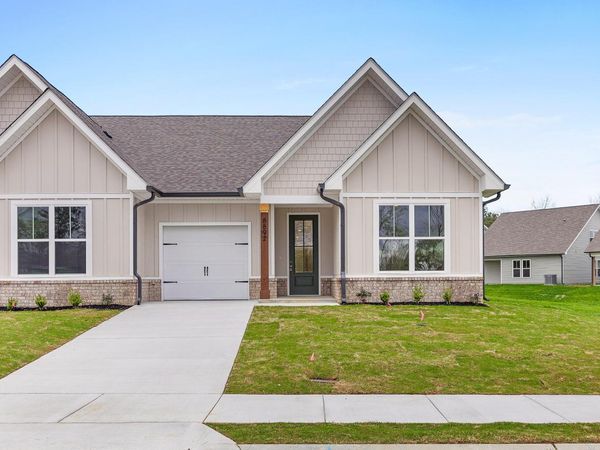 8782 James Creek Drive, Ooltewah, TN 37363