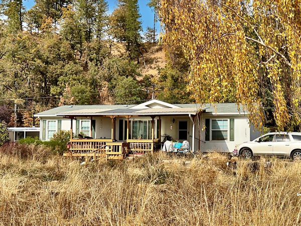 26691 Highway 62, Trail, OR 97541