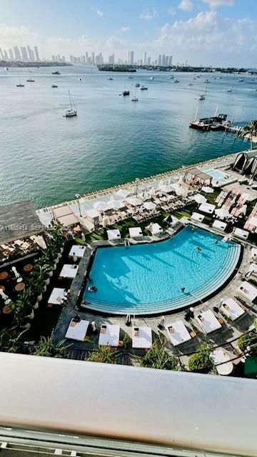 1100 West Ave, Unit 822, Miami Beach, FL 33139 Photo