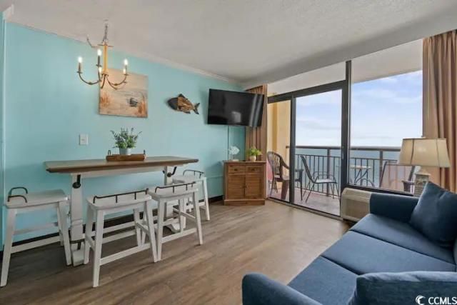 6900 Ocean Blvd. N Photo 8