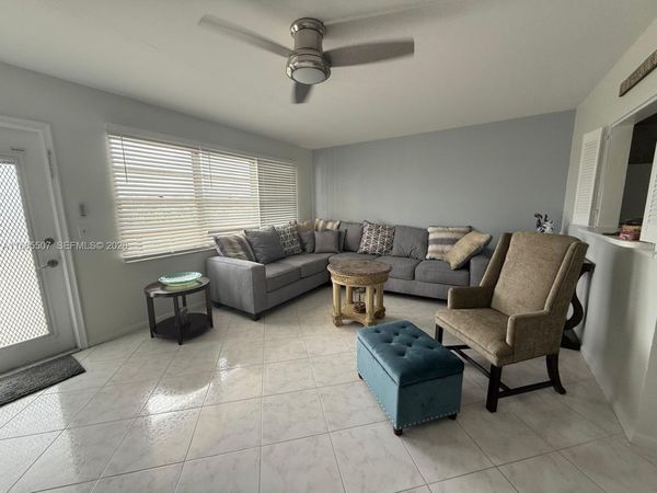 313 Southampton A, Unit 313, West Palm Beach, FL 33417
