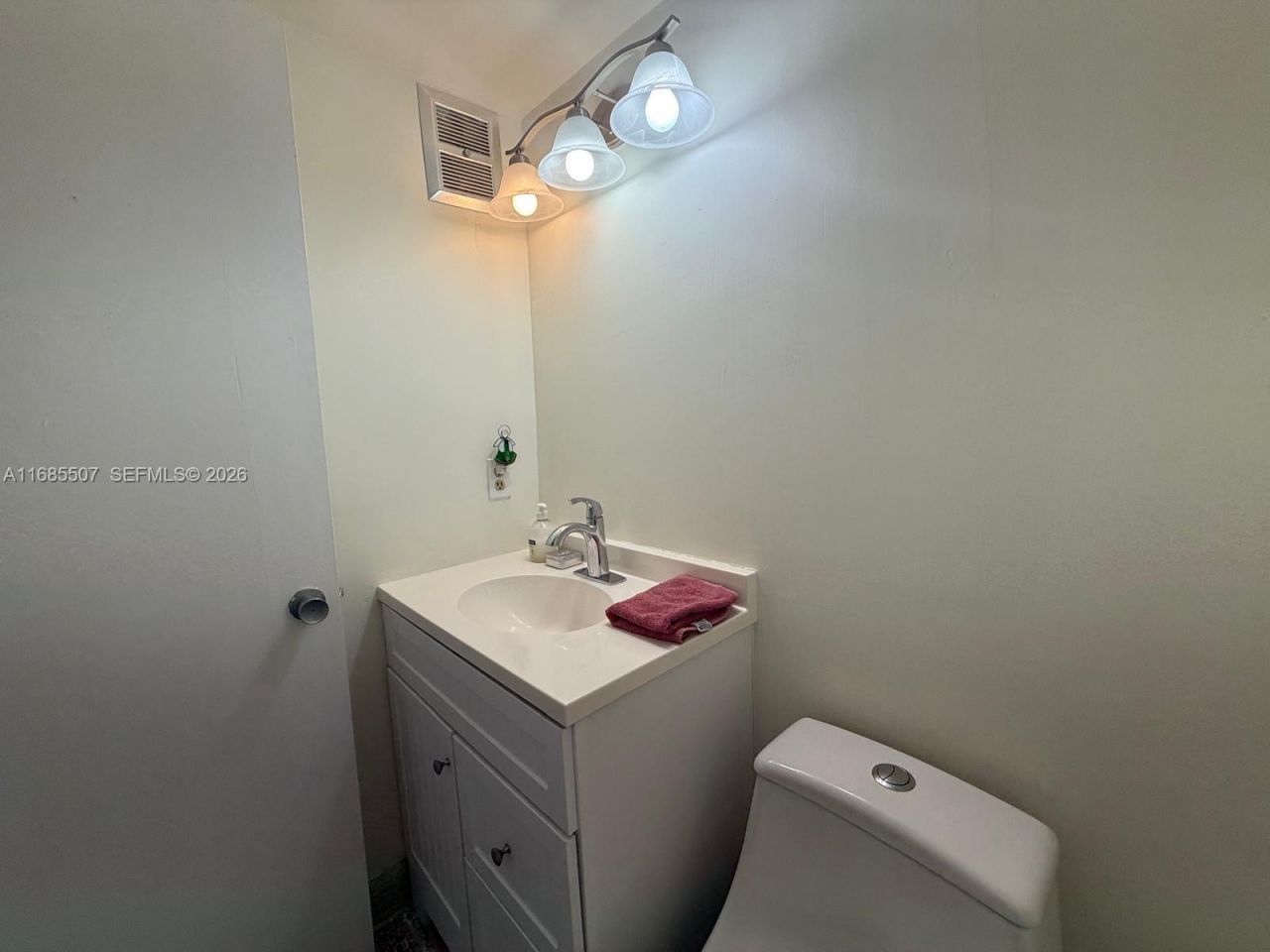 313 Southampton A, Unit 313, West Palm Beach, FL 33417 Photo