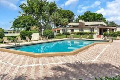 6100 Lakemont Circle, Greenacres, FL 33463 Photo