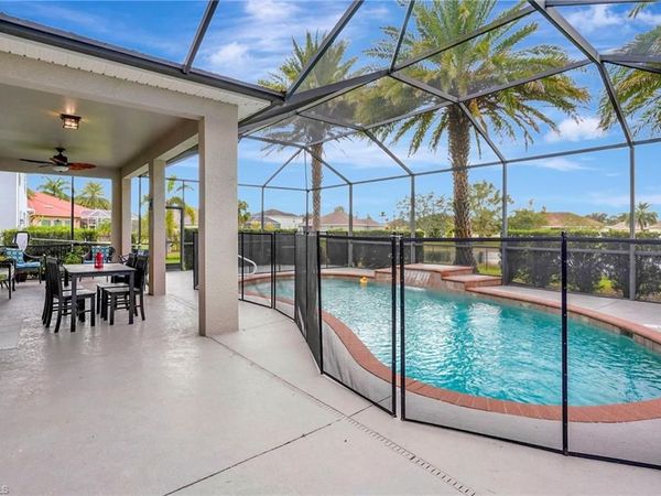 18280 Pine Nut CT, LEHIGH ACRES, FL 33972