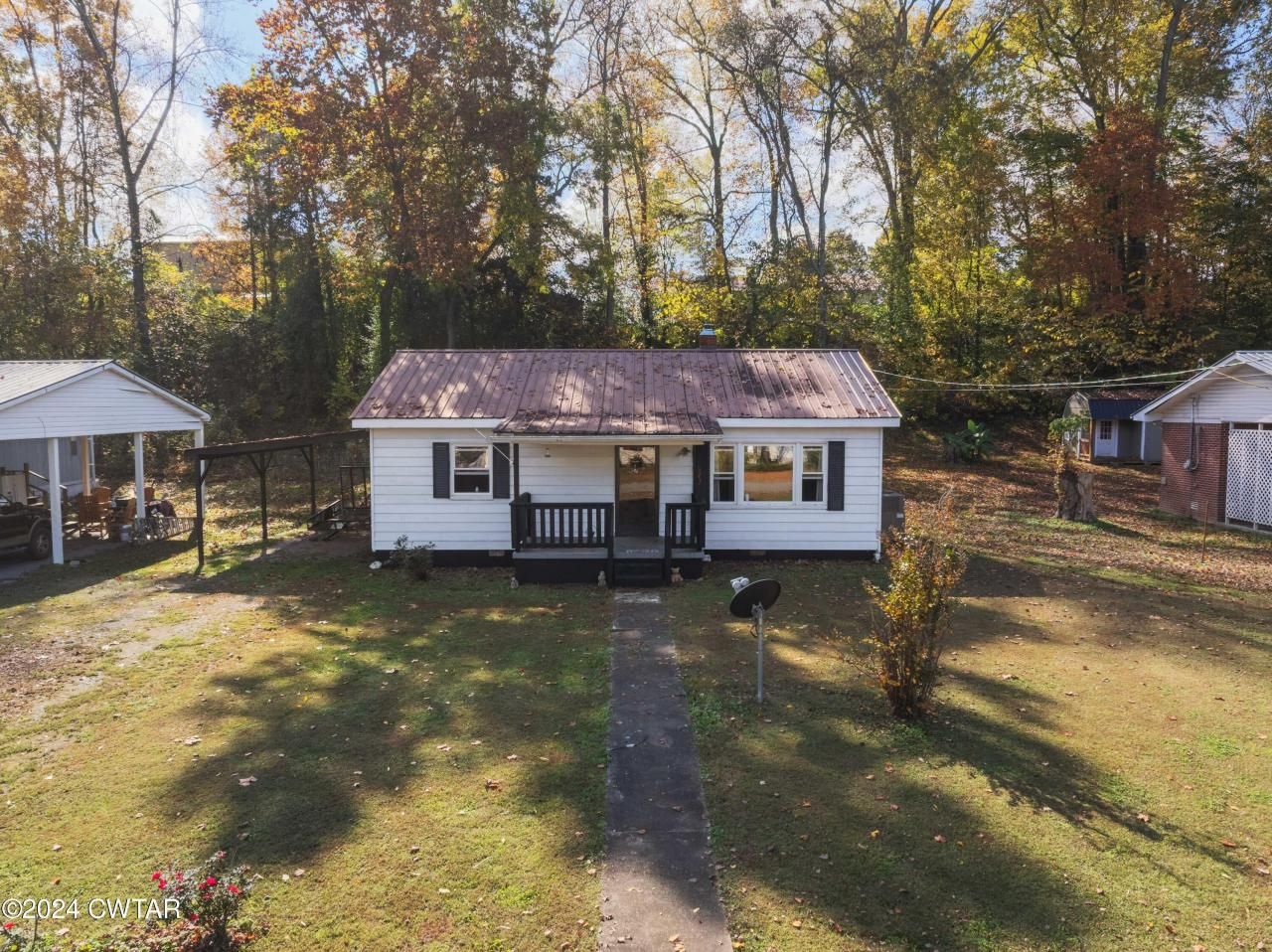 122 Shelton Street, Linden, TN 37096 Main Photo