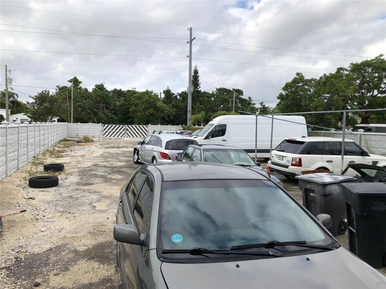 707 N Dixie Hwy, Hallandale Beach, FL 33009 Photo