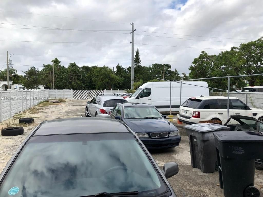 707 N Dixie Hwy, Hallandale Beach, FL 33009 Photo