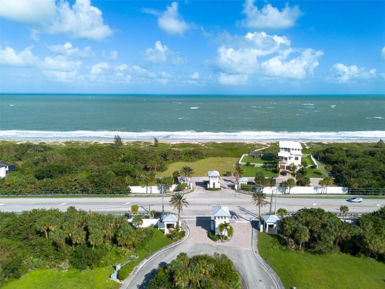 140 Ocean Estates Drive, Hutchinson Island, FL 34949 Photo