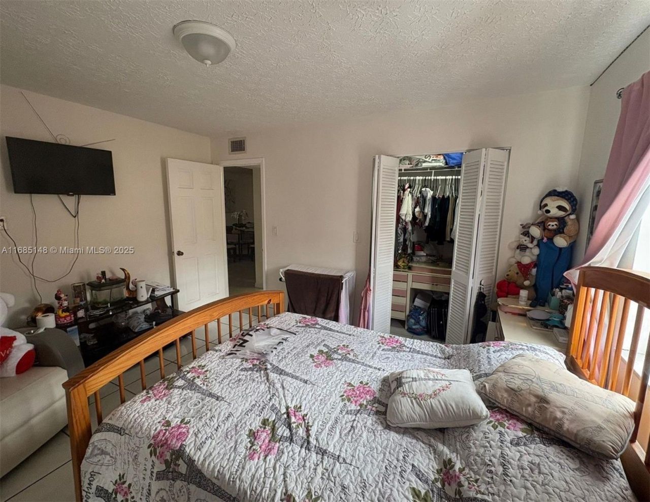 6055 W 19th Ave, Unit 318, Hialeah, FL 33012 Photo