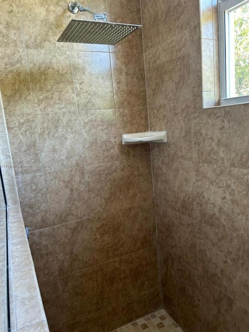 4441 NW 48th Ter, Tamarac, FL 33319 Photo