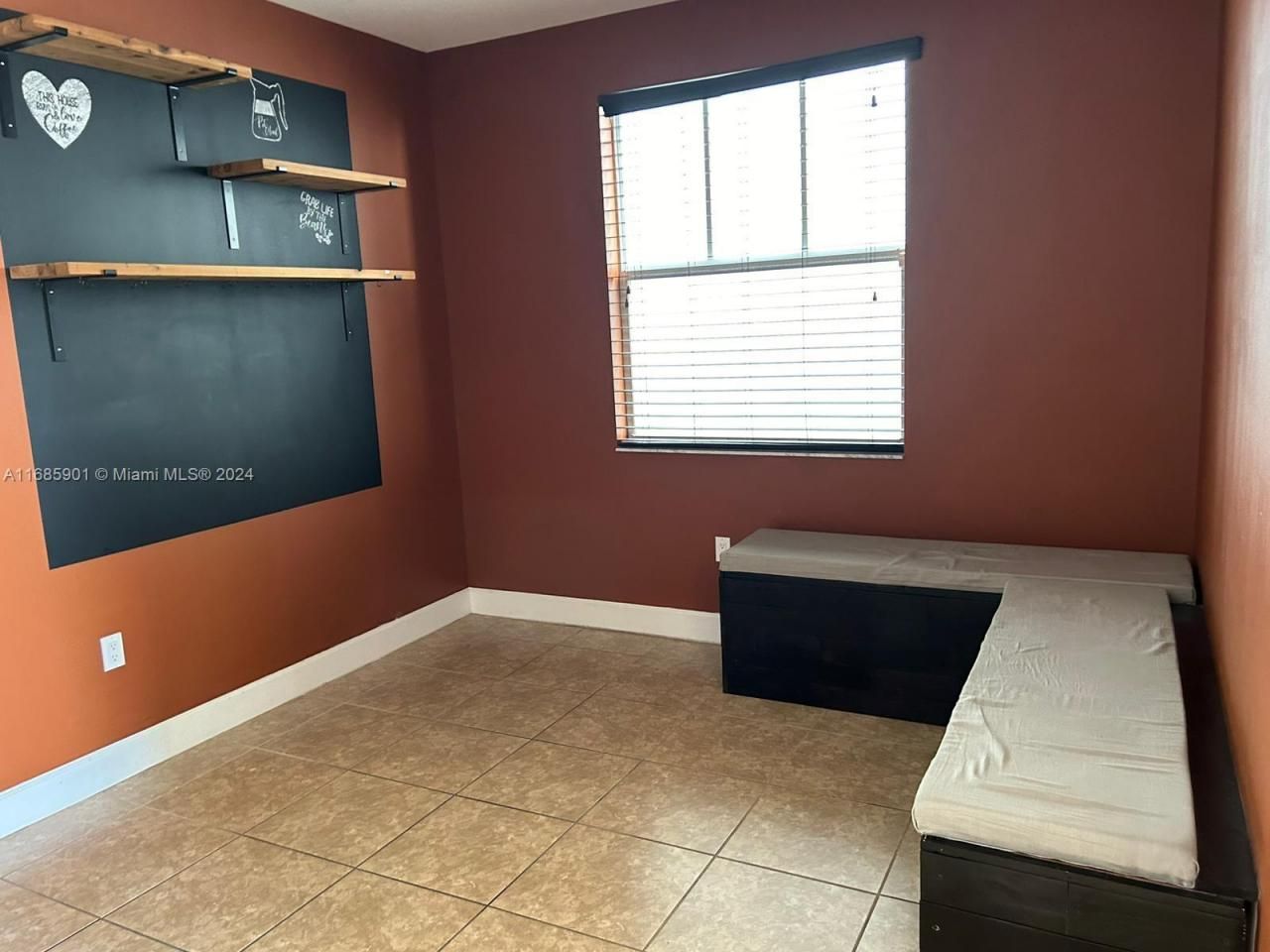 4441 NW 48th Ter, Tamarac, FL 33319 Photo