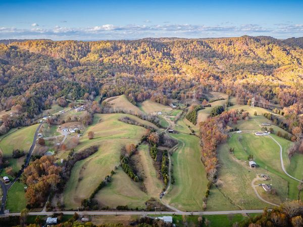 7084 Lone Star Road, Unit 2, Kingsport, TN 37660