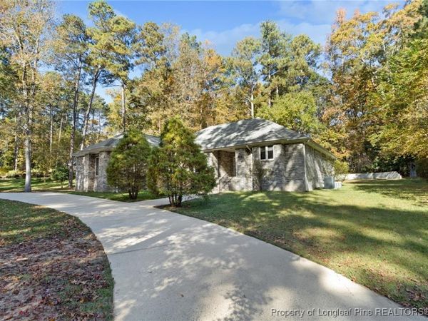 912 Botany Woods Drive, Sanford, NC 27330