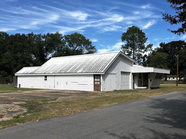 604 Samson Street, Abbeville, LA 70510