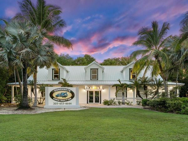 102920 Overseas Highway, KEY LARGO, FL 33037