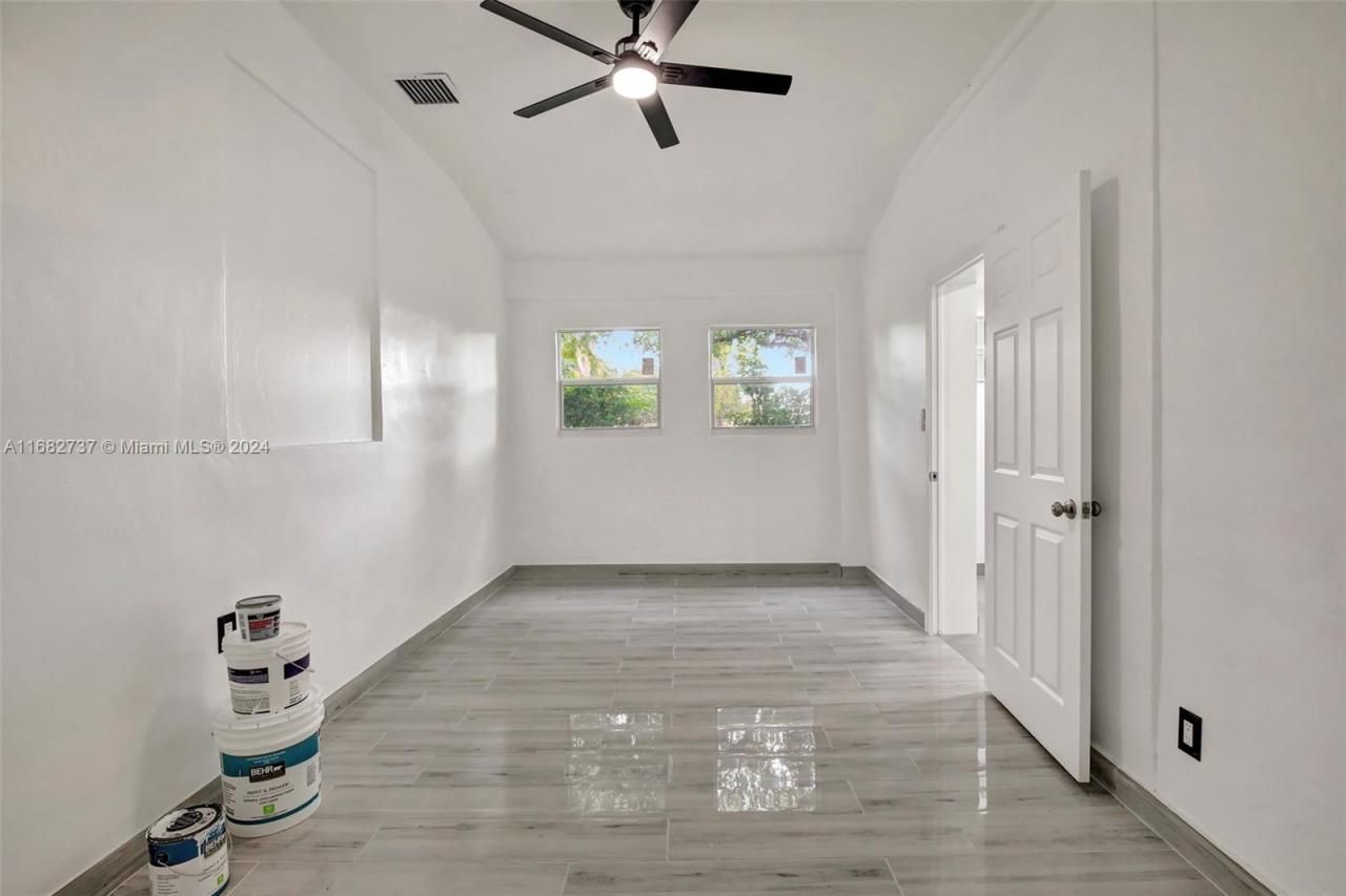 4381 SW 51st St, Dania Beach, FL 33314 Photo