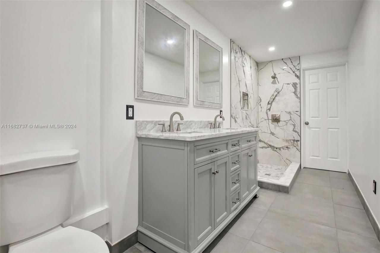 4381 SW 51st St, Dania Beach, FL 33314 Photo