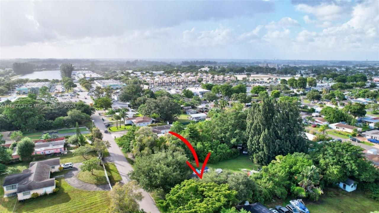 4381 SW 51st St, Dania Beach, FL 33314 Photo