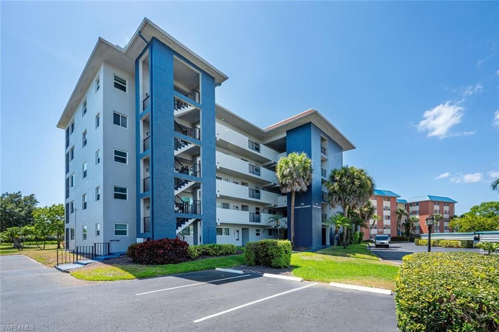 190 Pebble Beach Blvd, Unit 103, Naples, FL 34113 Photo