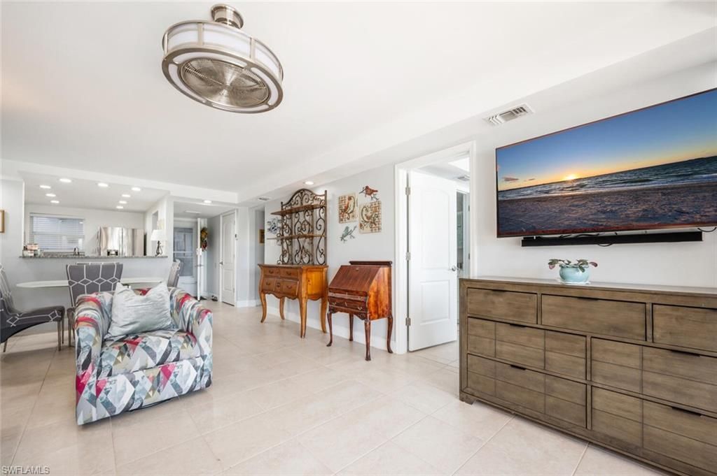 190 Pebble Beach Blvd, Unit 103, Naples, FL 34113 Photo