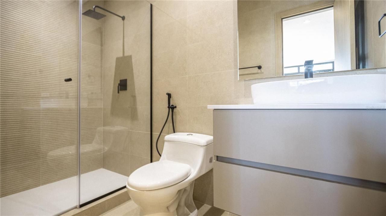 2g6h+8f3, Unit 901, Panama City, FL 00000 Photo