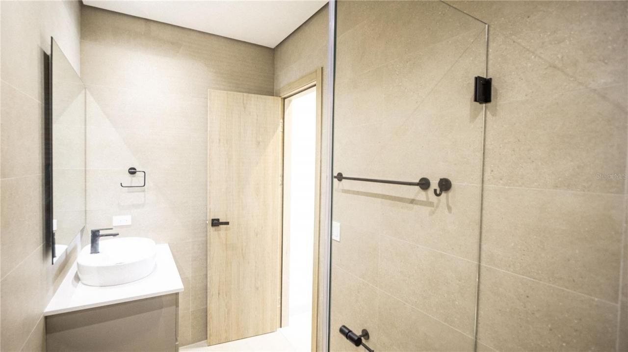 2g6h+8f3, Unit 901, Panama City, FL 00000 Photo