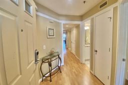 410 Melrose Pl. photo 4