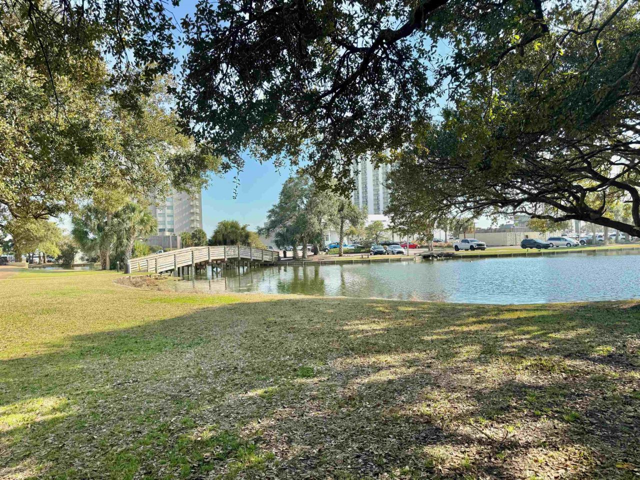 410 Melrose Pl. Photo 33