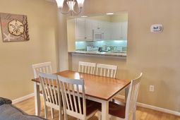 410 Melrose Pl. photo 4