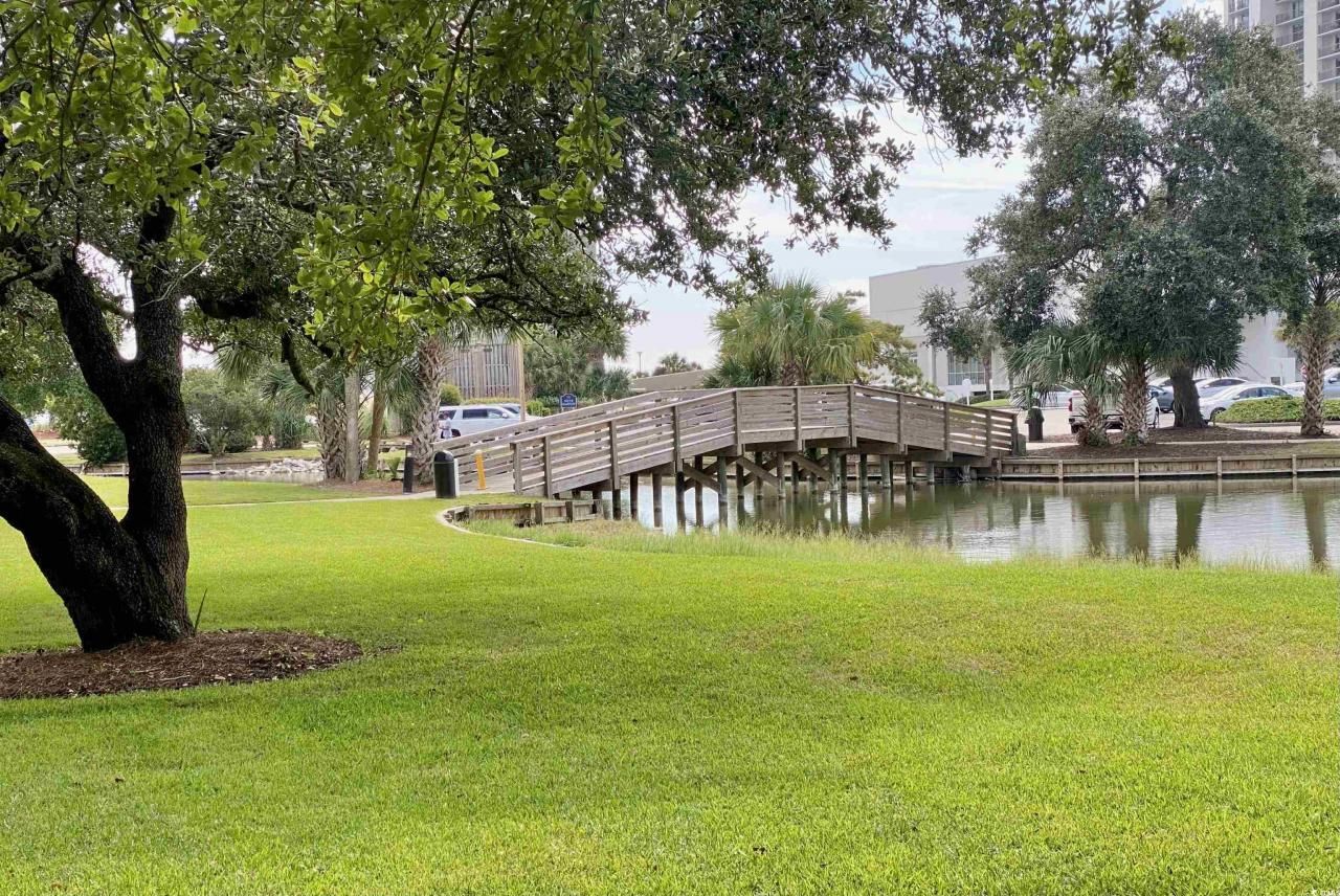 410 Melrose Pl. Photo 40