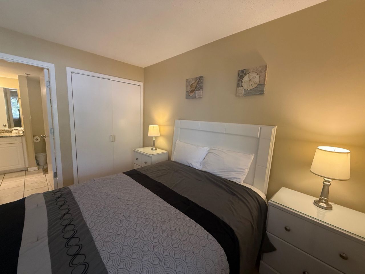 410 Melrose Pl. Photo 43