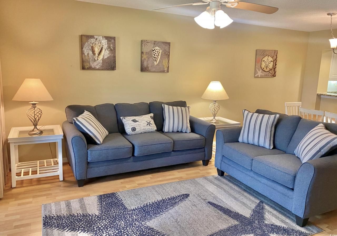 410 Melrose Pl. Photo 5