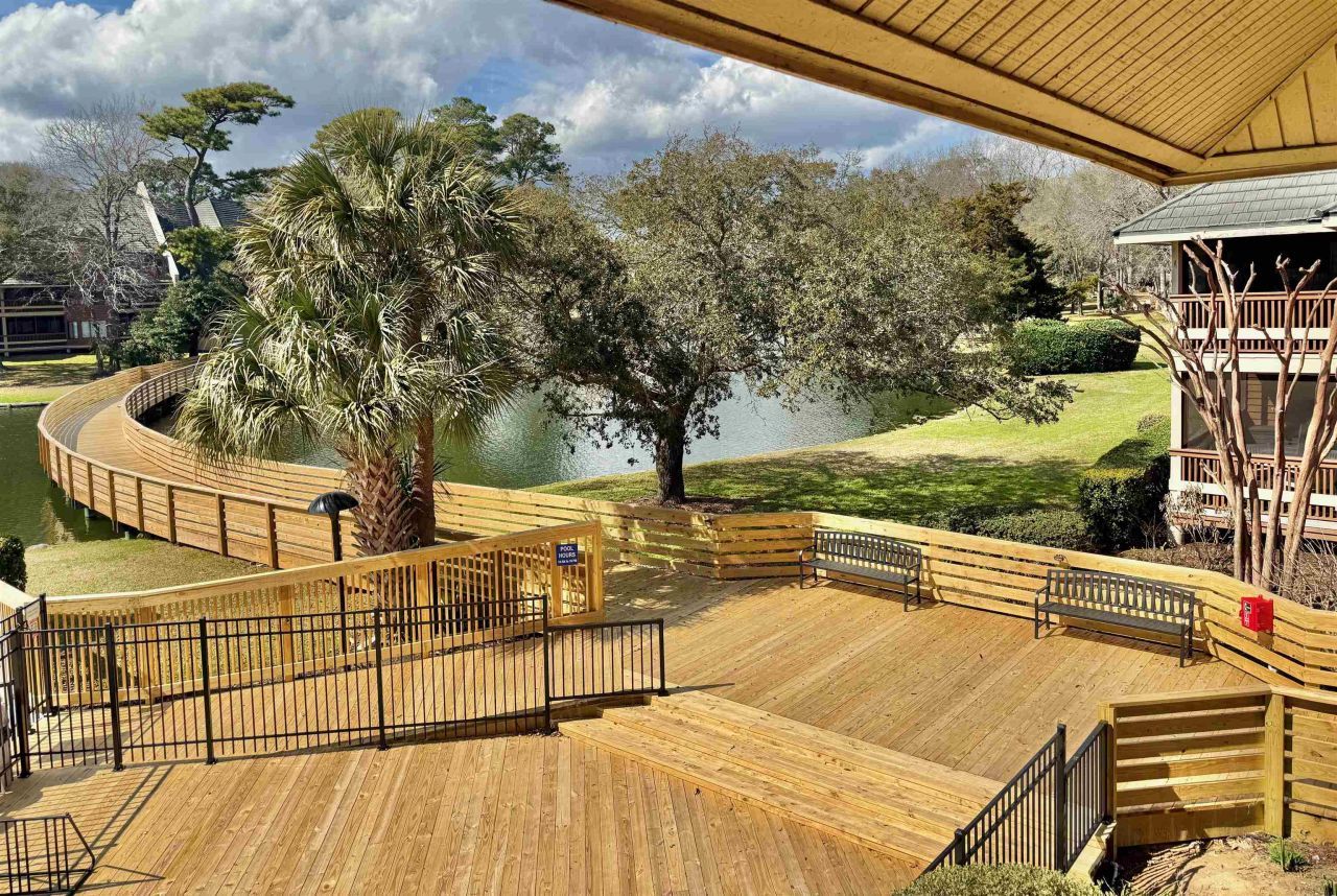 410 Melrose Pl. Photo 57